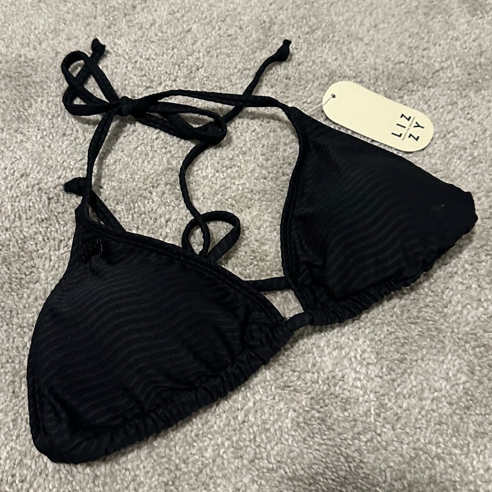 Lizzy Bikini top